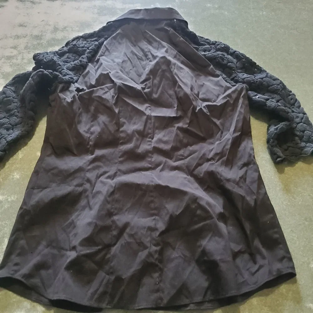 Lafayette 148 black button down shirt with lace sleeve sz 4 - Picture 4 of 4